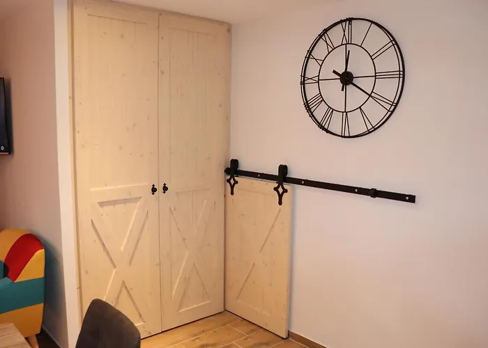 Les Eglantines Rez-de-jardin *