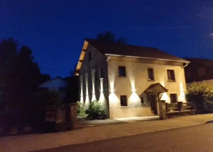 Apartment Les Eglantines Rez-de-jardin