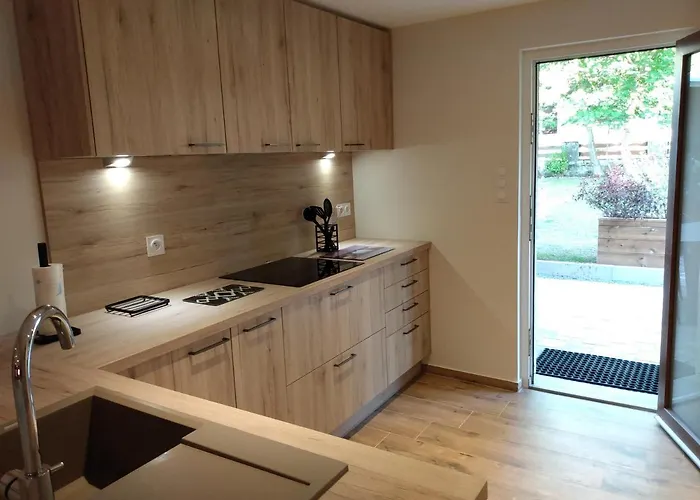 アパート Les Eglantines Rez-de-jardin *